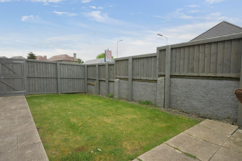 Additional image 20 of 2 bed flat for saleTownhill Road, Dunfermline KY12