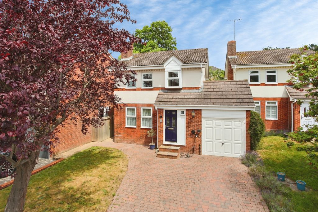 Property photo 1 of 17 Pbox-Img.Jpg