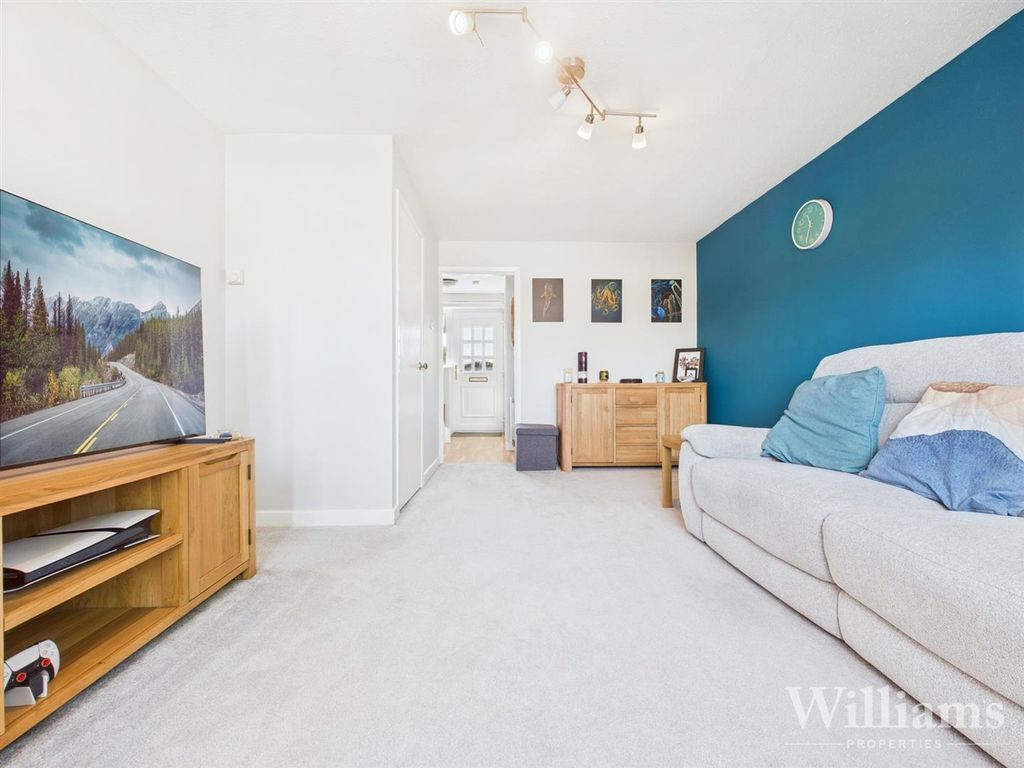 Property photo 2 of 13 Cam02861G0-Pr0481-Still003.Jpg