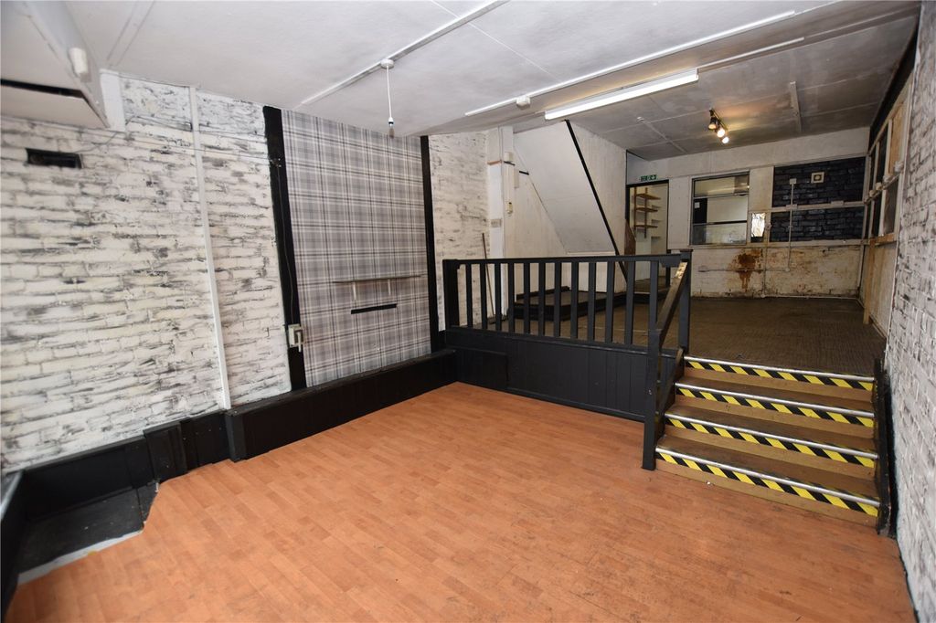 Property photo 2 of 11 Picture No. 02