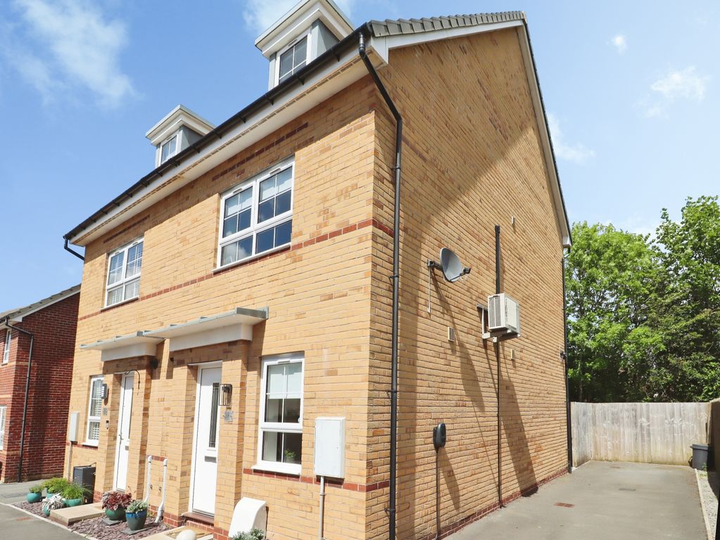 Property photo 1 of 22