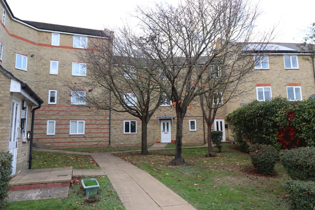 Property photo 1 of 7