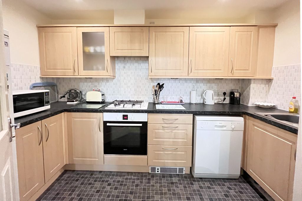 Property photo 3 of 10 Picture No. 04