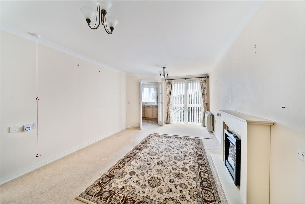 Property photo 3 of 25