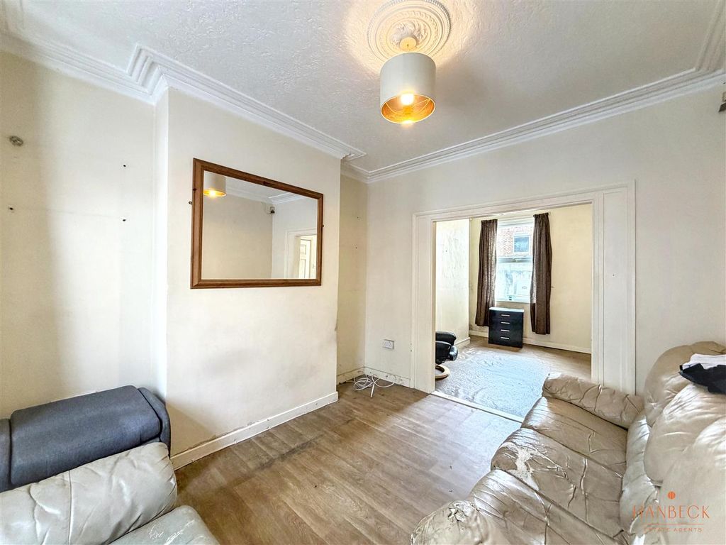 Property photo 2 of 17 Img_7402.Jpg