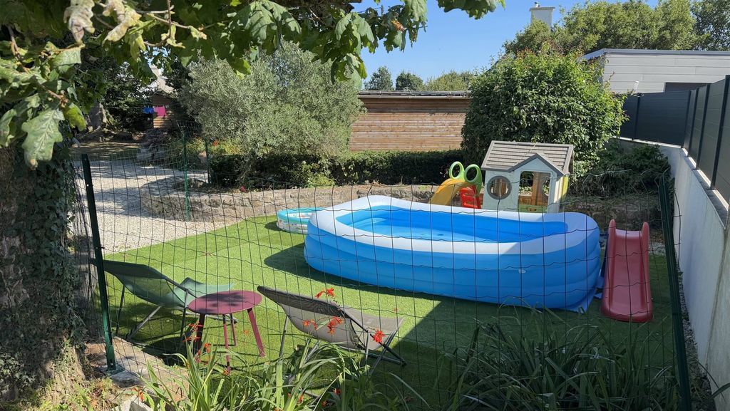 Property photo 3 of 28
