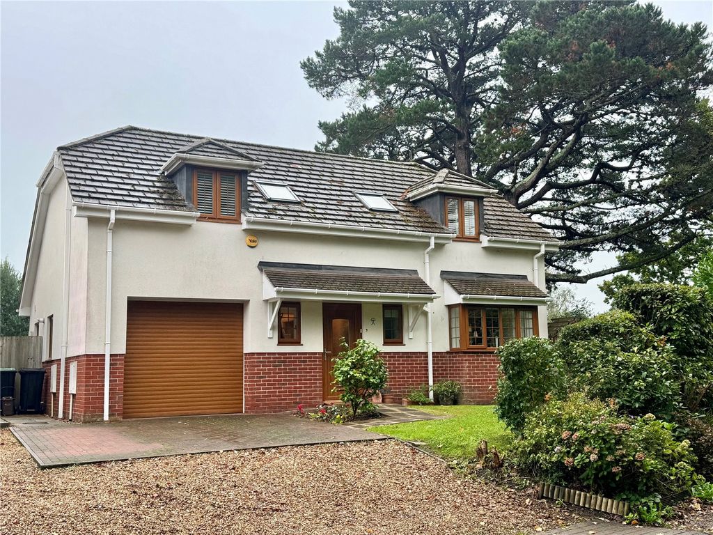 Property photo 1 of 17 Picture No. 01