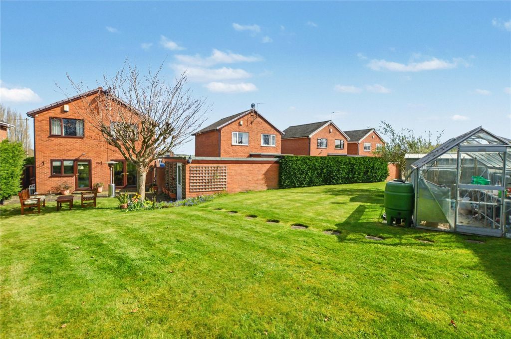 Property photo 1 of 18 Picture No. 13