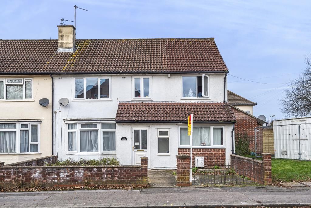 Property photo 1 of 10 Outside View