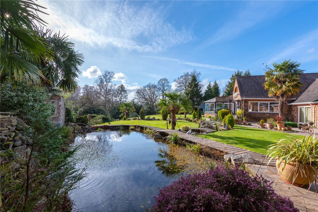 Property photo 3 of 41 Picture No. 98
