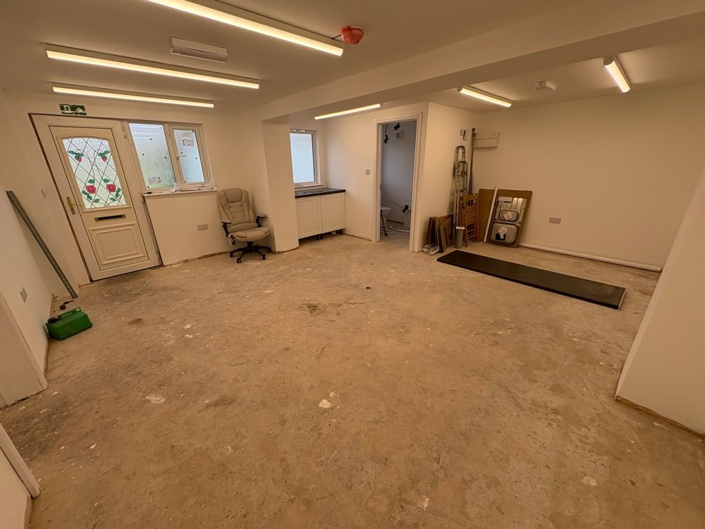 Property photo 3 of 11 Photo 22