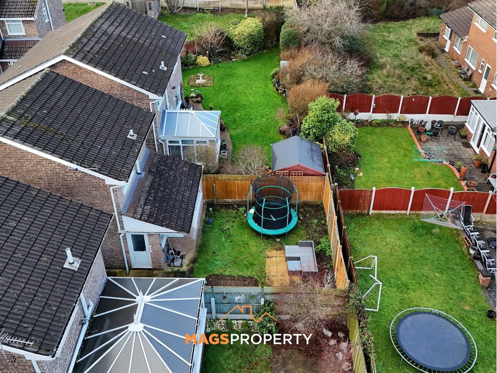 Property photo 3 of 28