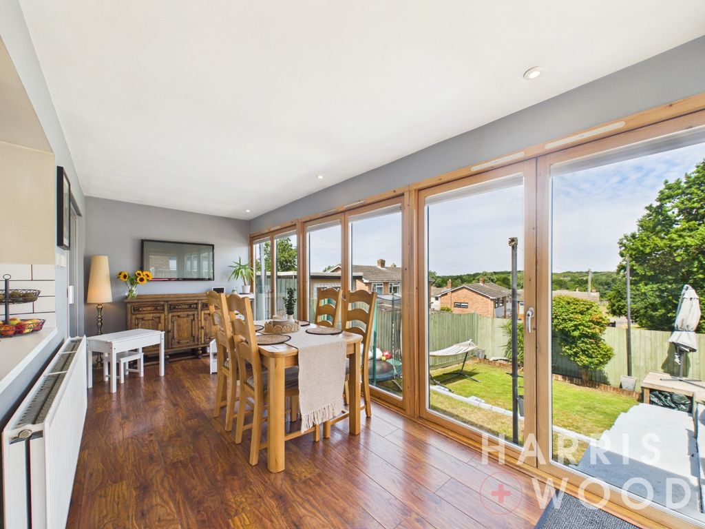 Property photo 3 of 24 5261557