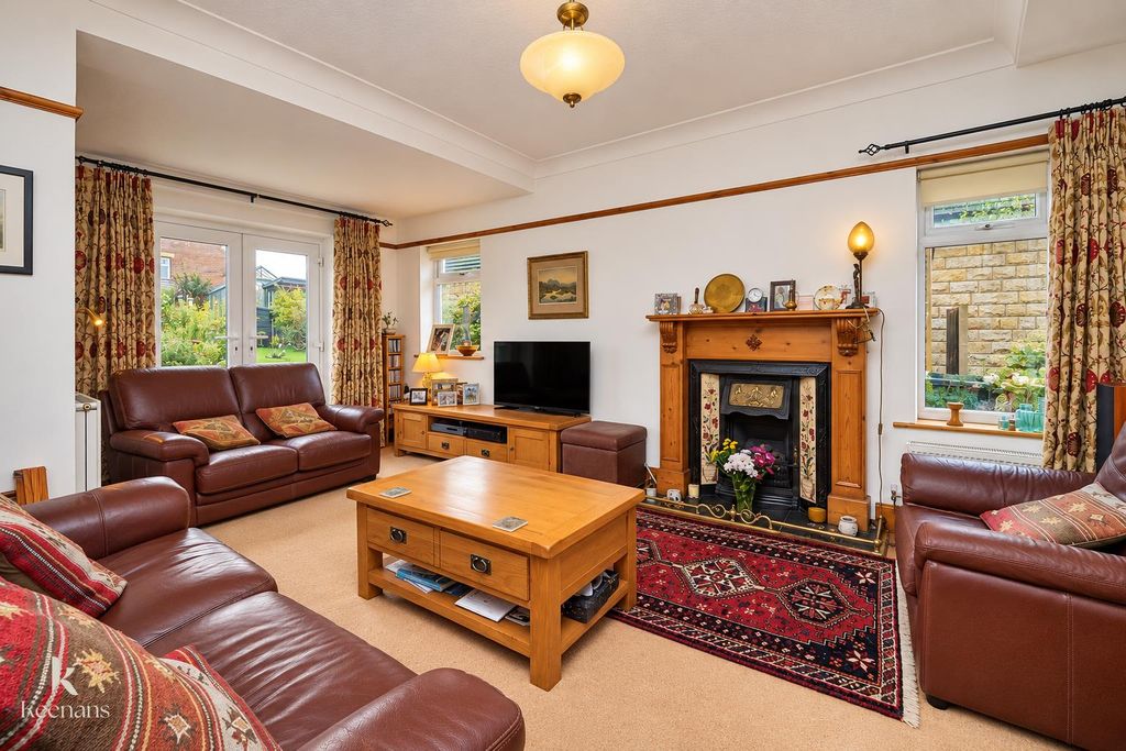 Property photo 3 of 55 3.Jpg