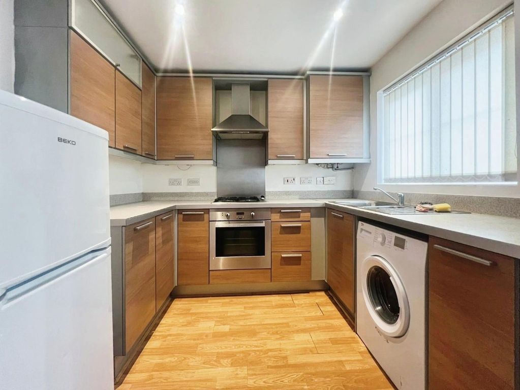 Property photo 2 of 7 5.Jpg