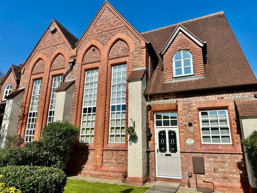 Property photo 1 of 12 4127361