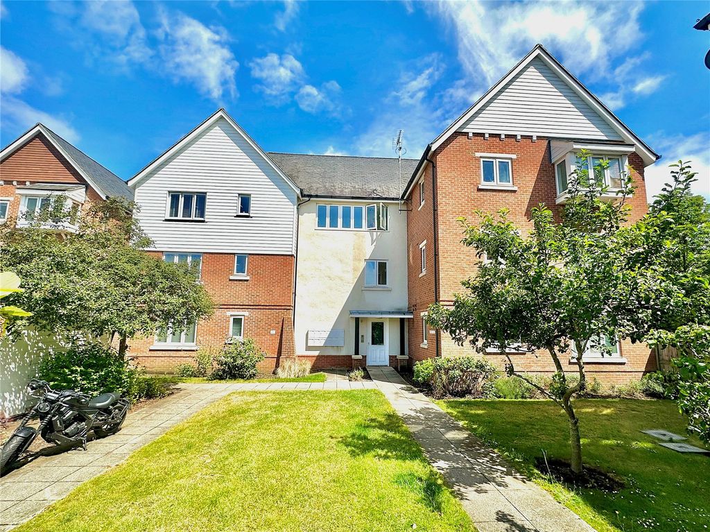 Property photo 1 of 8 Picture No. 18