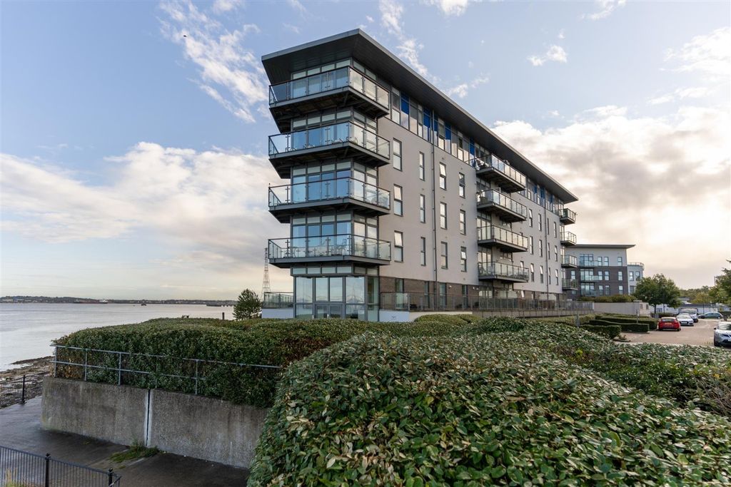 Property photo 1 of 17 3904560