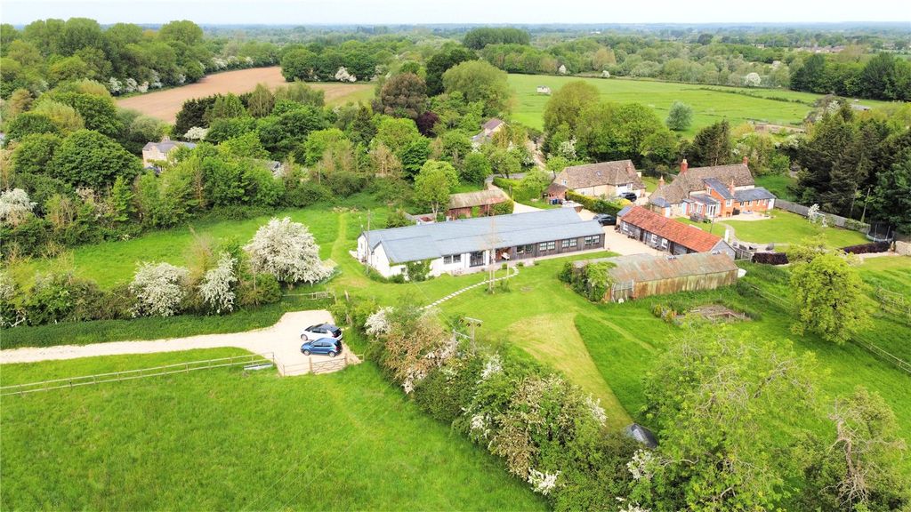 Property photo 1 of 15 Picture No. 05