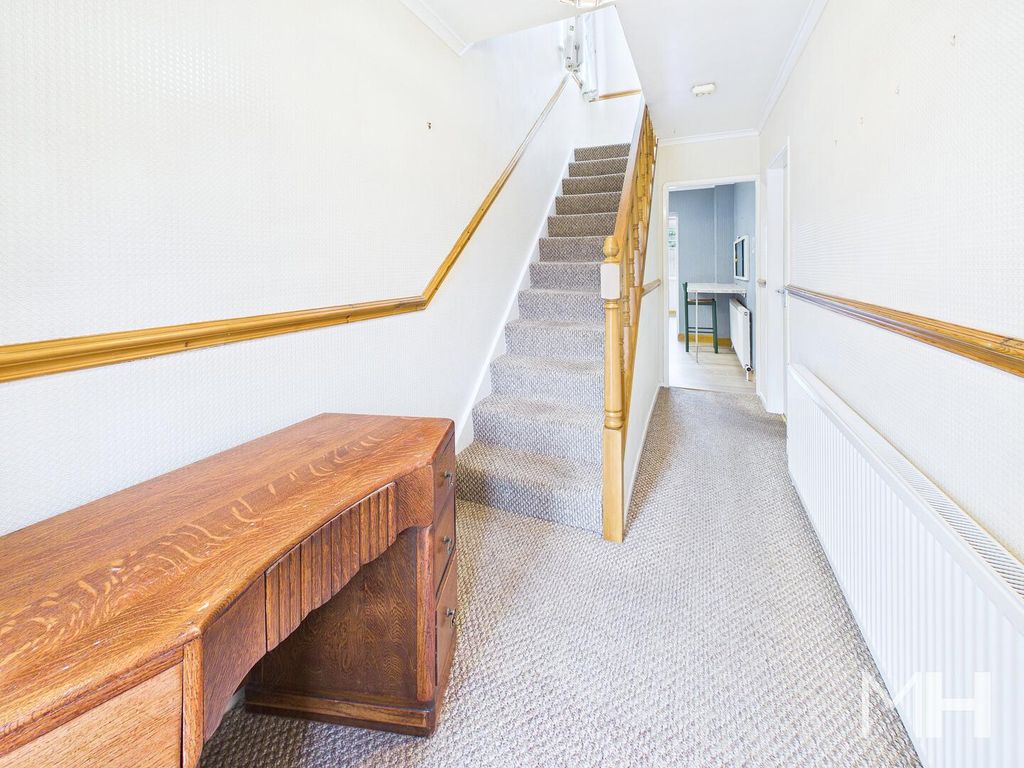 Property photo 3 of 24 Hallway
