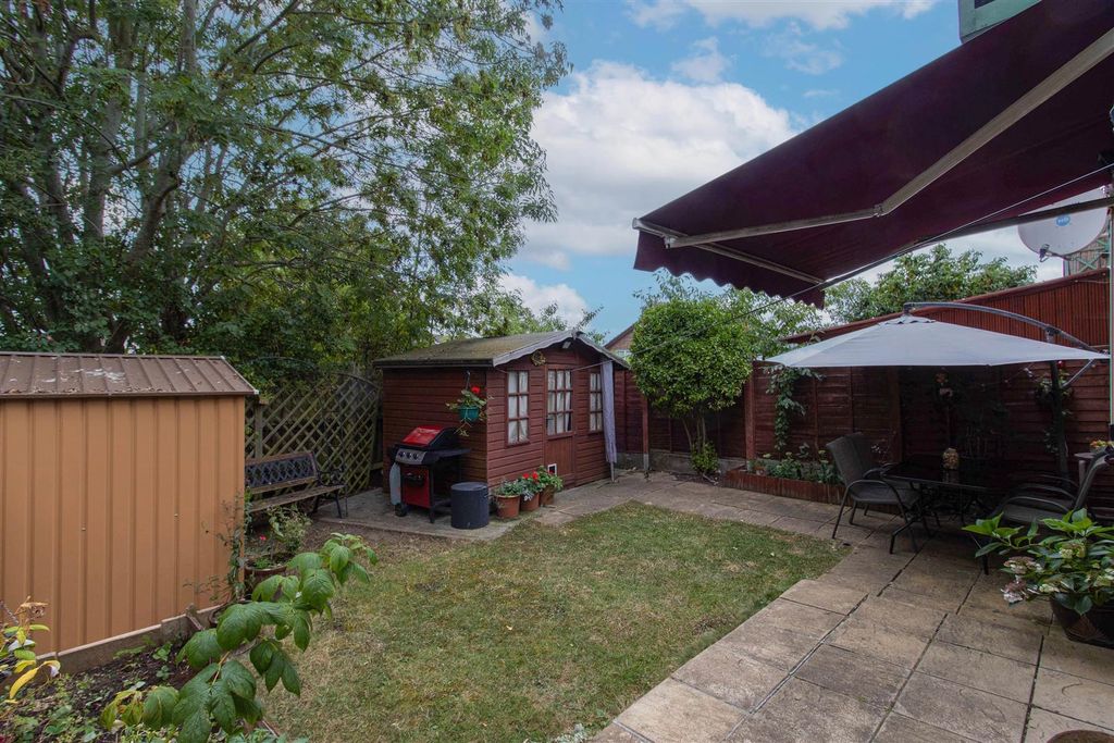 Property photo 2 of 20 Garden