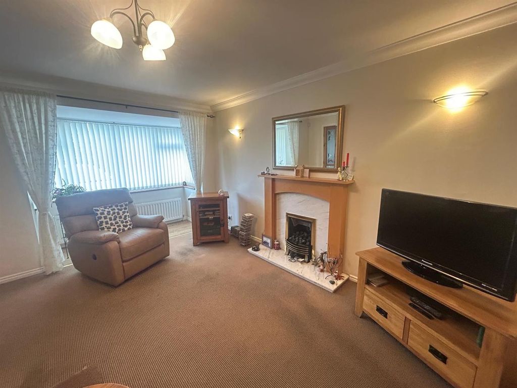 Property photo 3 of 13 Photo-2025-11-21-16-01-27[7].Jpg