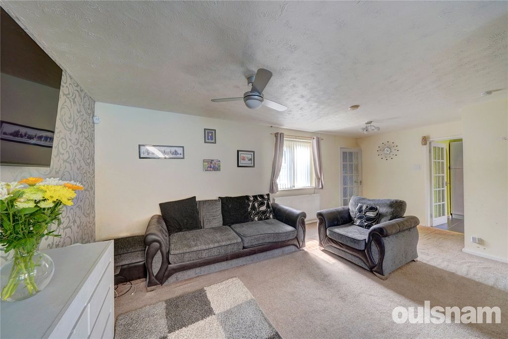 Property photo 2 of 21 Picture No. 16