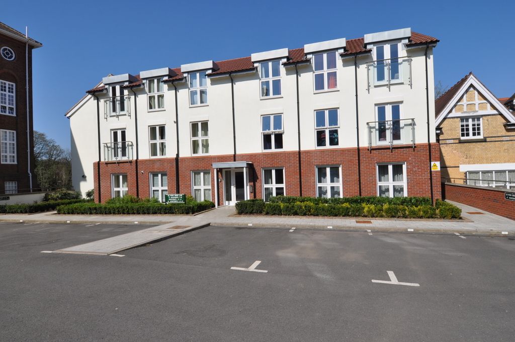 Property photo 1 of 11