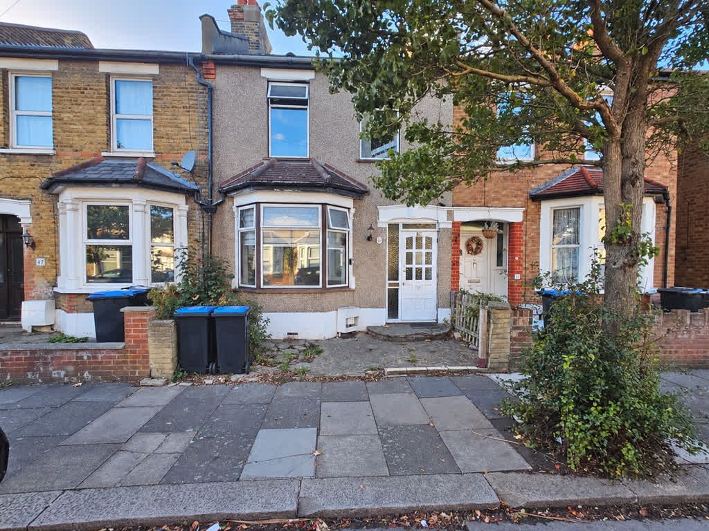 Property photo 3 of 16