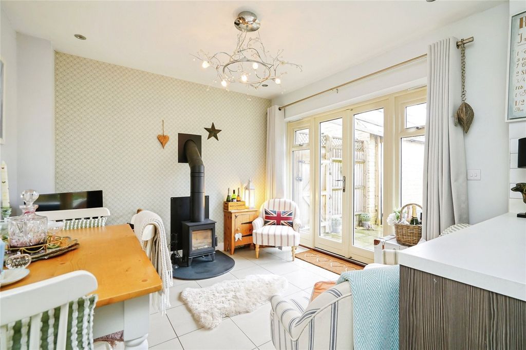 Property photo 3 of 15 Picture No. 08