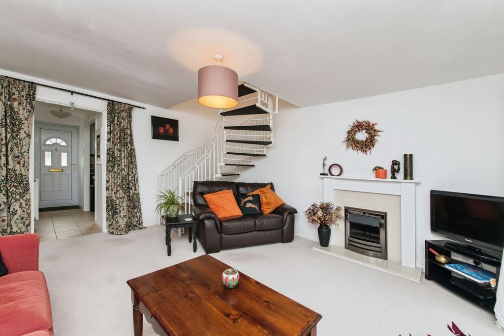 Property photo 3 of 20 Pbox-Img.Jpg