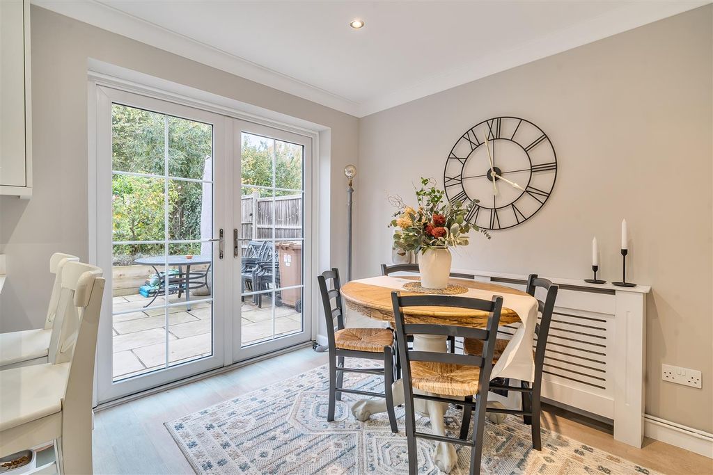 Property photo 3 of 26 1369731-7-68Efc73A54A12.Jpg