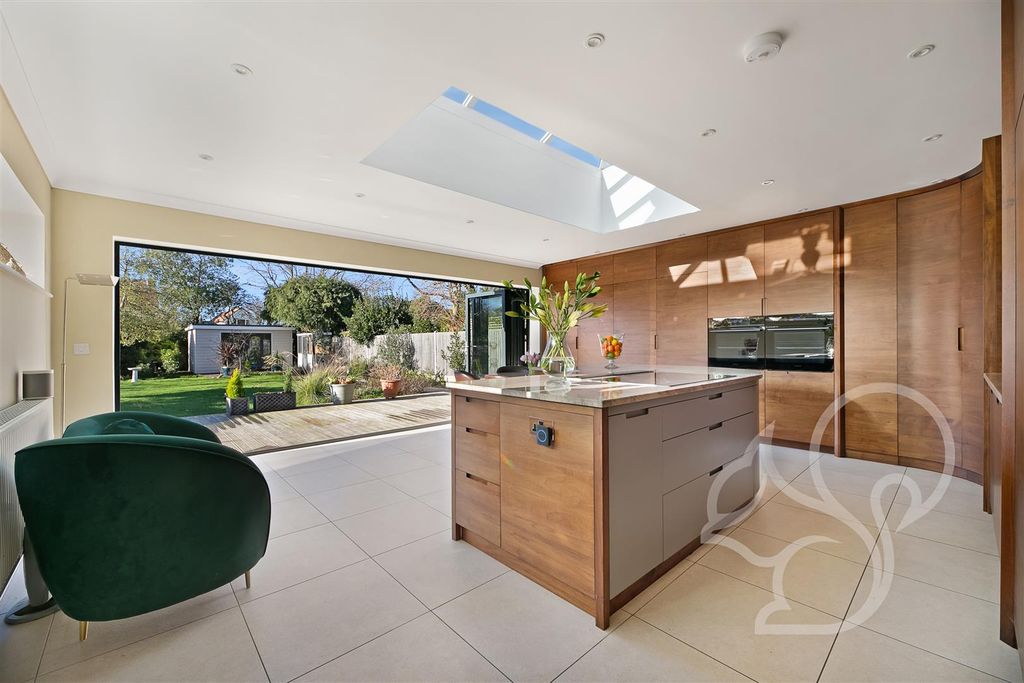 Property photo 2 of 27 Img_0631.Jpg