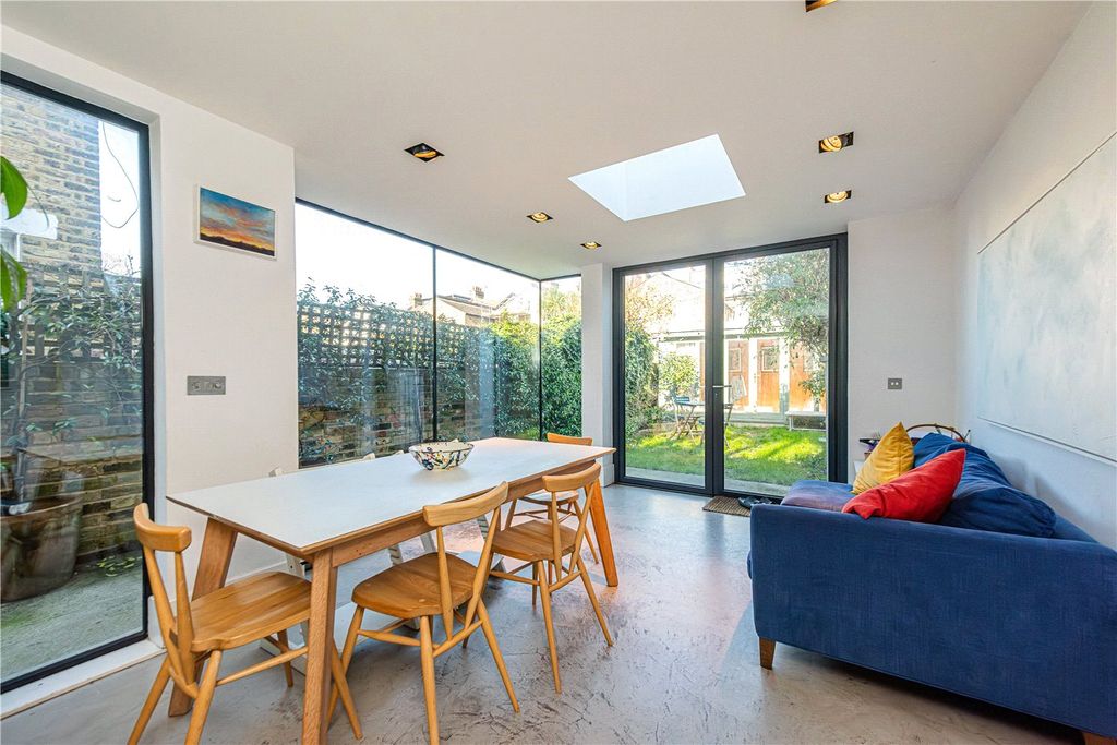 Property photo 3 of 16 Picture No. 46