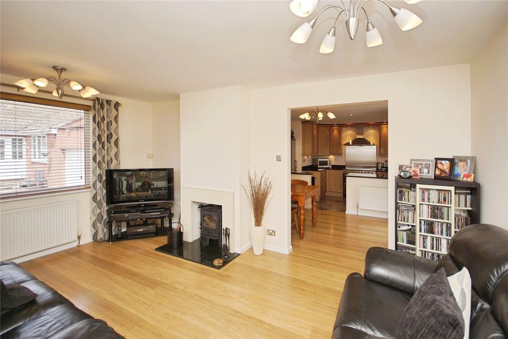 Property photo 2 of 17 Picture No. 01