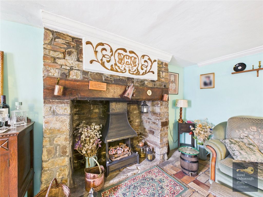 Property photo 3 of 25 Picture No. 52