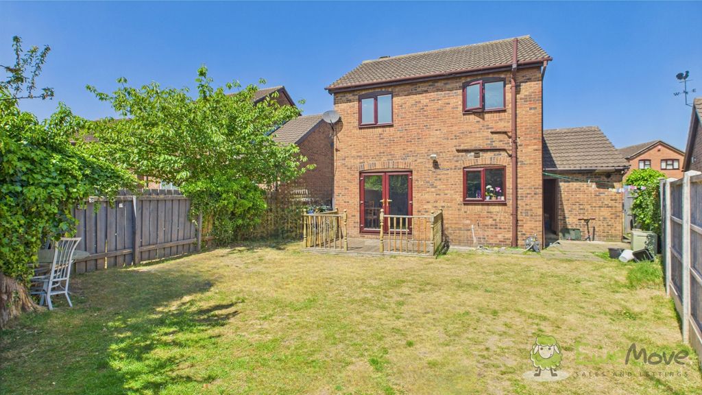 Property photo 2 of 16 Cam02351G0-Pr0069-Still002