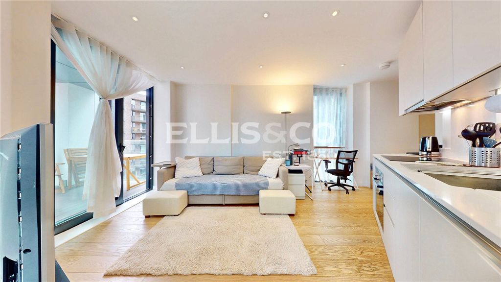Property photo 1 of 18 Picture No. 21