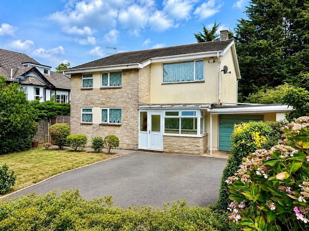Property photo 1 of 18