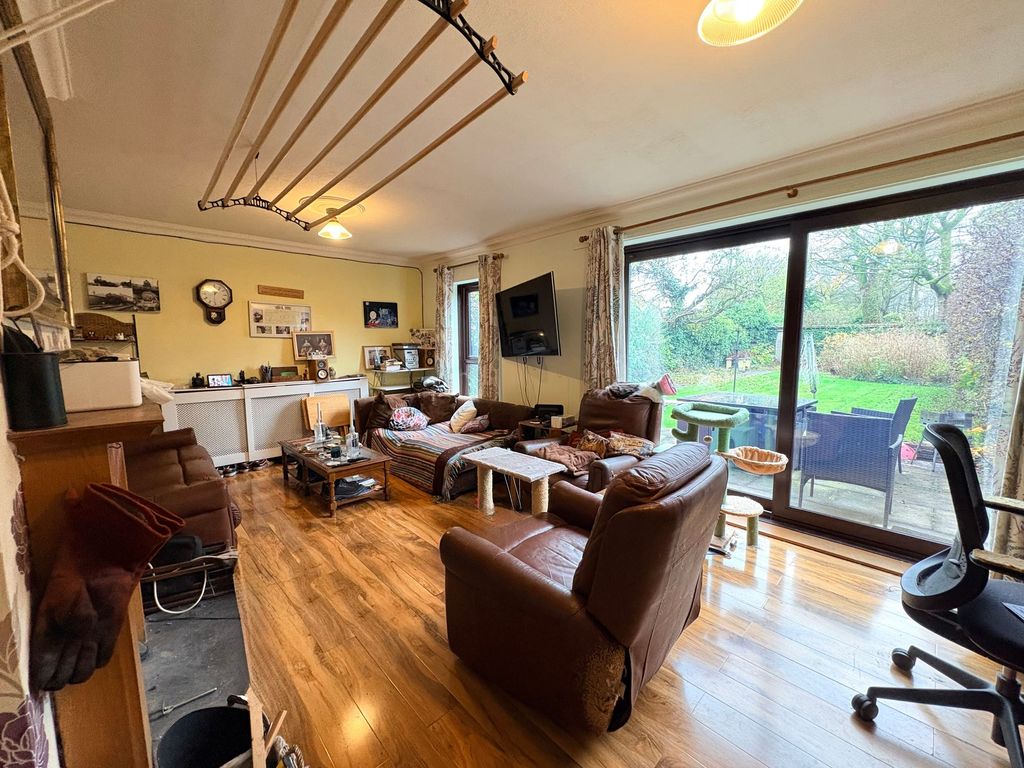 Property photo 2 of 4