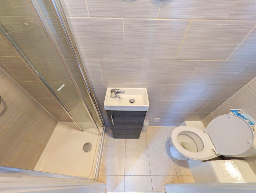 Property photo 3 of 3