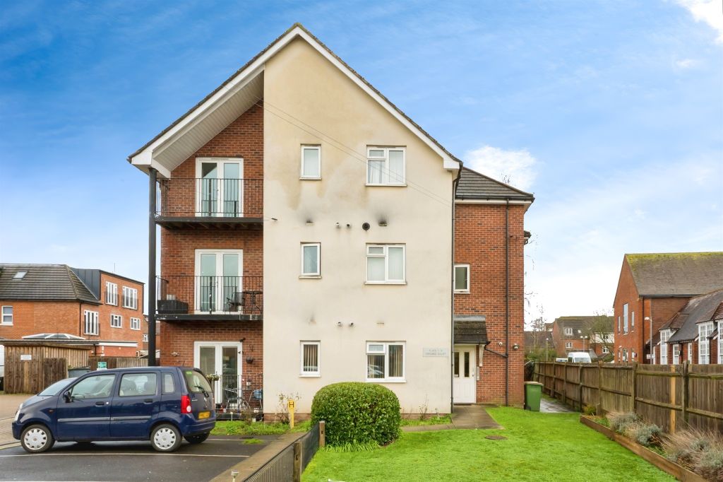 Property photo 1 of 11