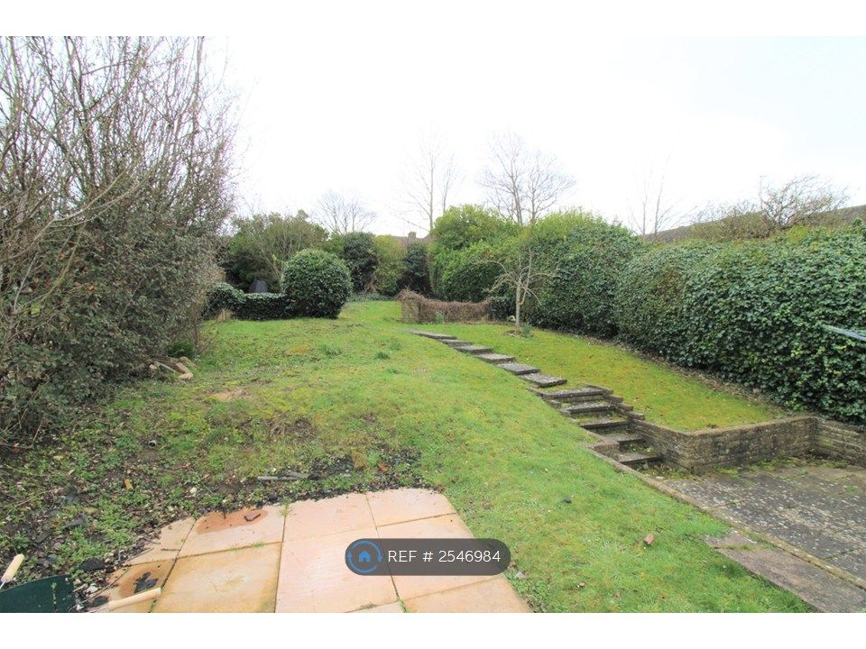 Property photo 2 of 26