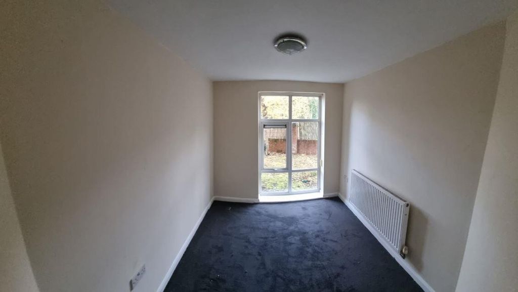 Property photo 3 of 11 Pvb1.Jpg