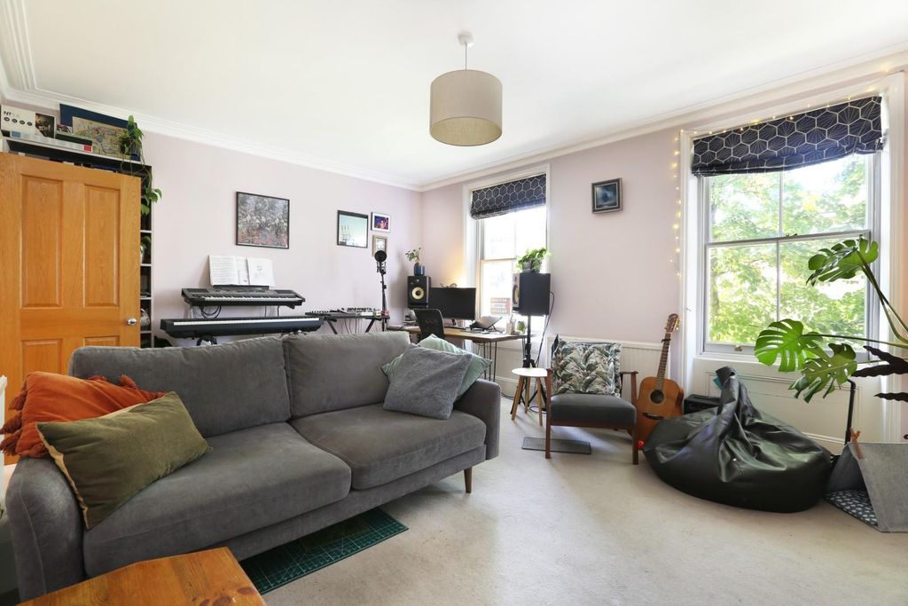 Property photo 2 of 12 Ach_1457.Jpg