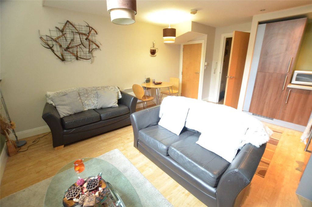 Property photo 3 of 9 Picture No. 10