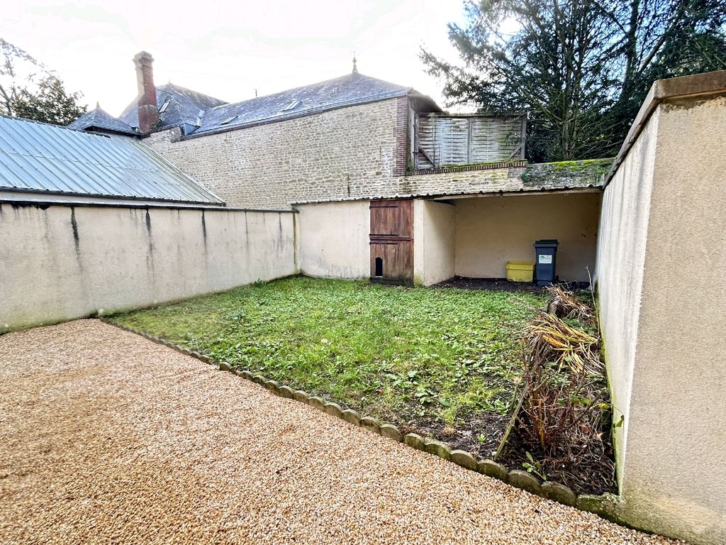 Property photo 2 of 12