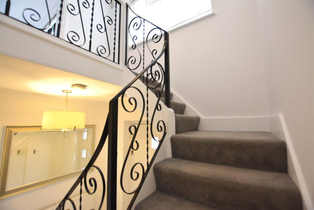 Property photo 1 of 12 Stairs.Jpg