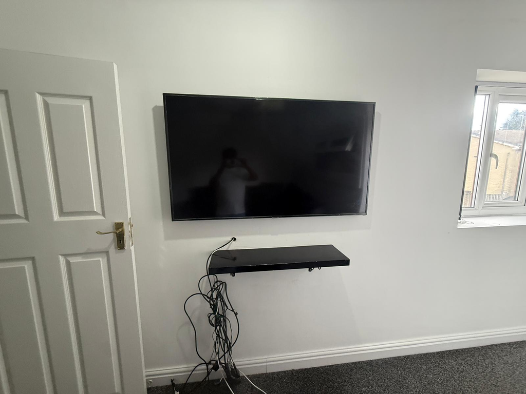 Property photo 3 of 12