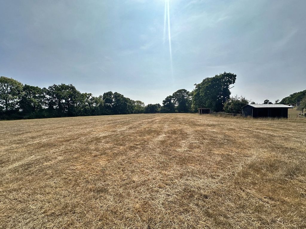 Property photo 2 of 7 Picture No. 02